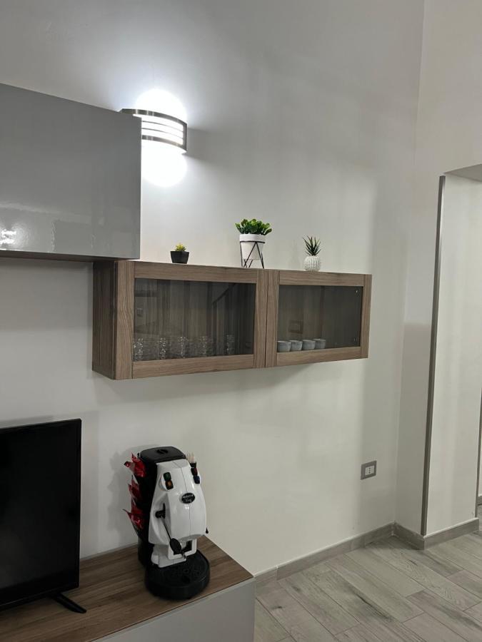 Napoli Centro-La Casa Di Lucio Bed & Breakfast Bagian luar foto